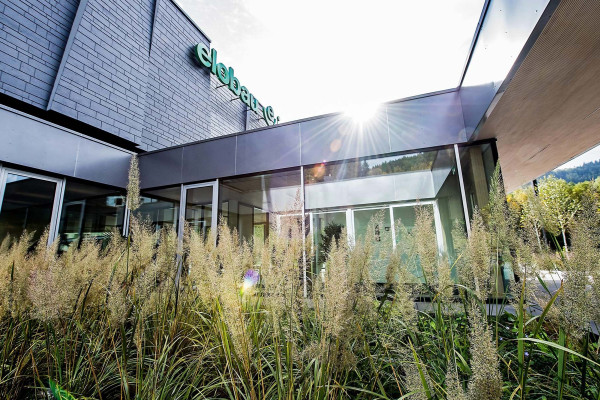 ©️elobau GmbH & Co. KG.